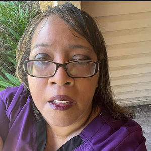 Meet your Posher, Jeri